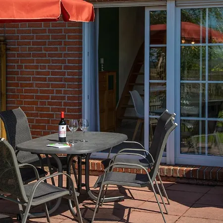 Robby Дом отдыха *